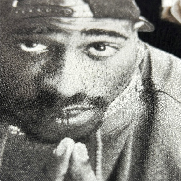 Chemistry poetic justice 2pac shaker black graphic tee men’s size large - Picture 4 of 13